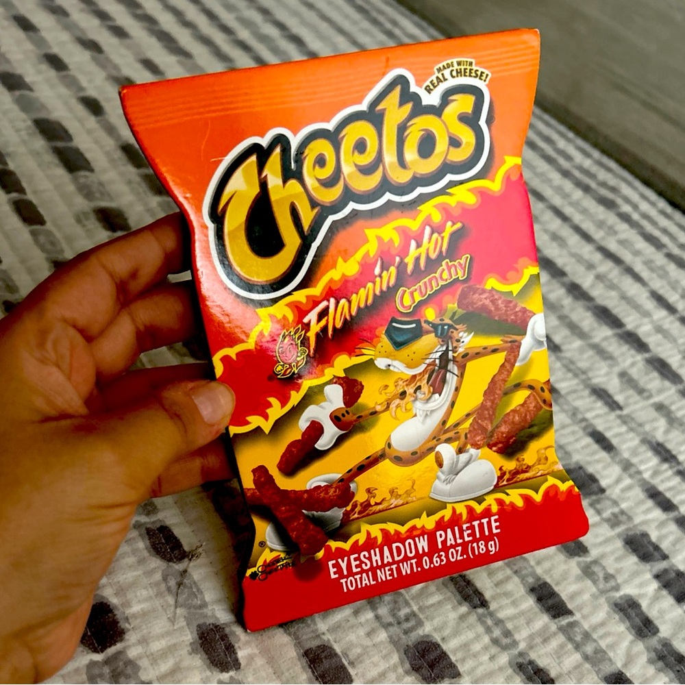 Flamin' HOT Cheetos Eyeshadow Palette 12 Shade LIMITED EDITION